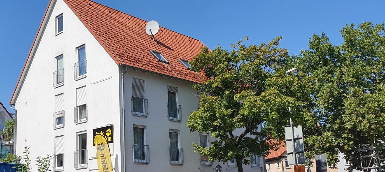 Outletcity Ferienwohnung 2 Metzingen  Exterior photo